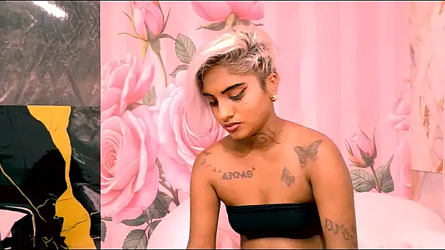 Snapshot of indian_barbie chatting on 04-02-26, 06:49 indian barbie online show from 04-02-26, 06:49