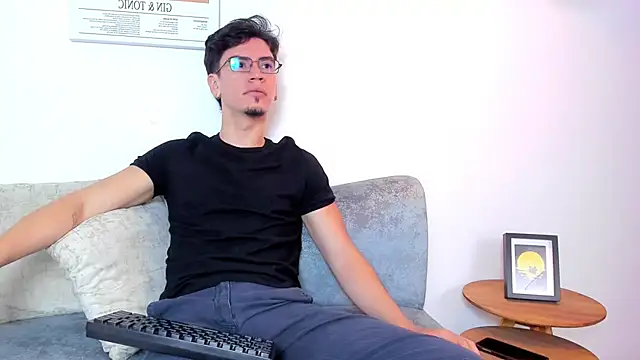 Snapshot of manu_ferx chatting on 03-18-26, 01:14 manu ferx online show from 03-18-26, 01:14