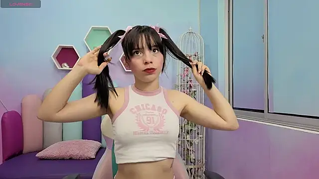 Isaa Skinny online show from 05-08-26, 03:34