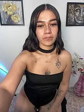 chloe evans0 online show from 05-08-26, 04:07