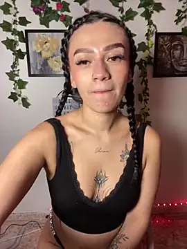 chloe evans0 online show from 06-03-26, 03:42