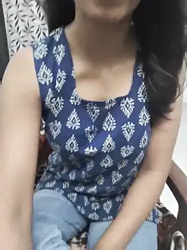 Snapshot of myra77 chatting on 05-17-26, 12:56 myra77 online show from 05-17-26, 12:56