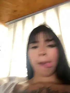 Shalom pink18 online show from 04-30-26, 08:57