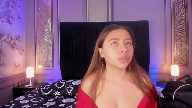 Snapshot of dulce_girls chatting on 05-05-26, 11:29 dulce girls online show from 05-05-26, 11:29
