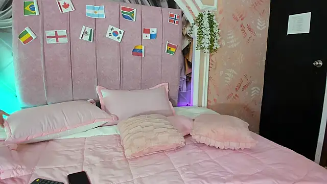 dulce girls online show from 06-20-26, 11:46