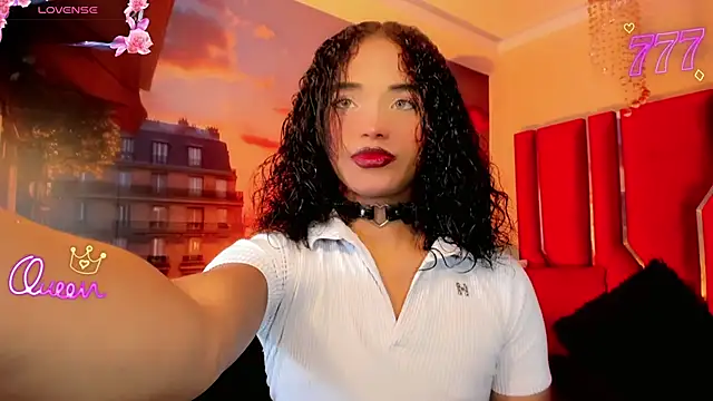 Snapshot of Paola_Delfino chatting on 06-15-26, 10:39 Paola Delfino online show from 06-15-26, 10:39