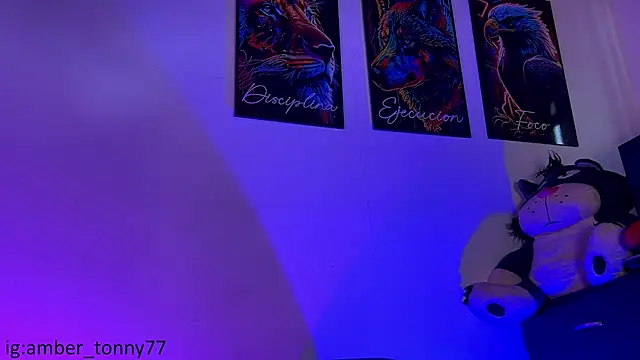 Amber77   online show from 07-08-26, 01:37