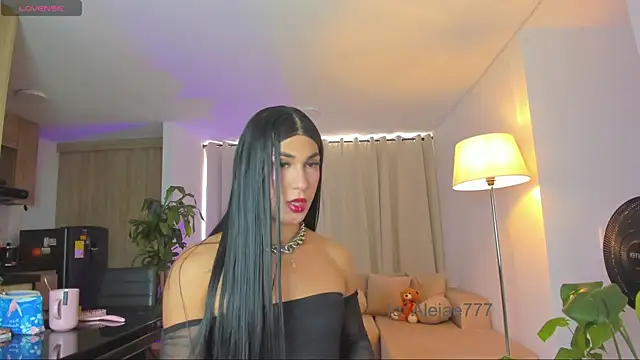 Snapshot of Aleja_evangeline chatting on 07-01-26, 07:46 Aleja evangeline online show from 07-01-26, 07:46