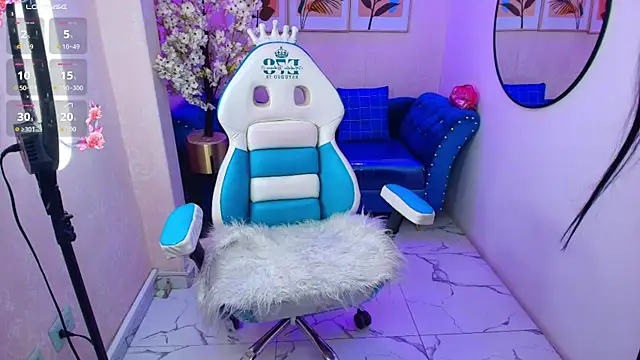 Kitty  meow online show from 04-19-26, 12:37