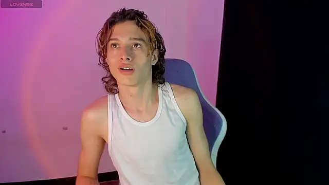 Snapshot of Goddest_perseus_ chatting on 05-01-26, 07:51 Goddest perseus online show from 05-01-26, 07:51