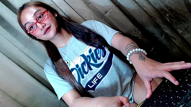 Snapshot of Jessicasfantasy chatting on 03-17-26, 03:55 Jessicasfantasy online show from 03-17-26, 03:55