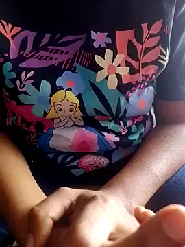 Snapshot of show8877 chatting on 03-17-26, 03:33 show8877 online show from 03-17-26, 03:33