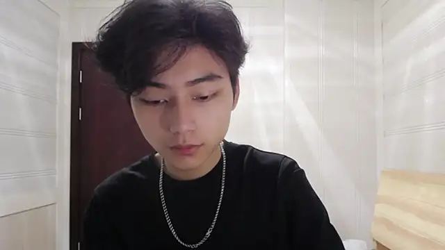 XX-XIUXIU online show from 04-27-26, 12:36