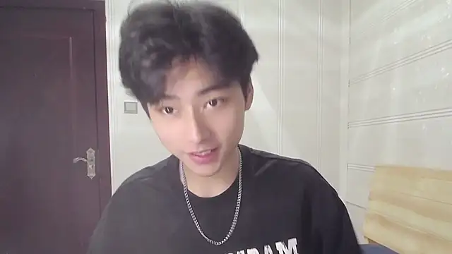 XX-XIUXIU online show from 05-08-26, 11:59
