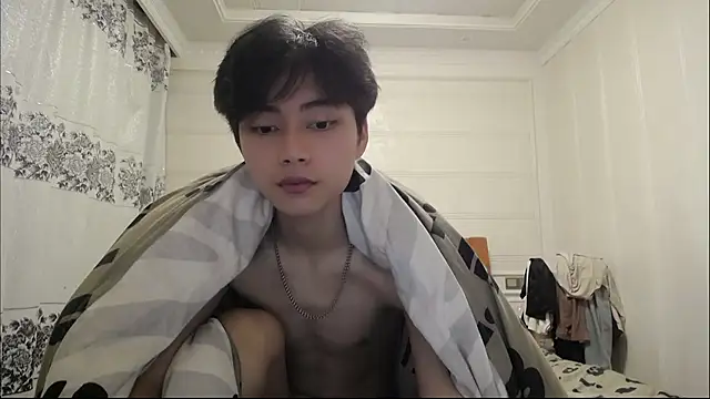 XX-XIUXIU online show from 05-18-26, 06:03