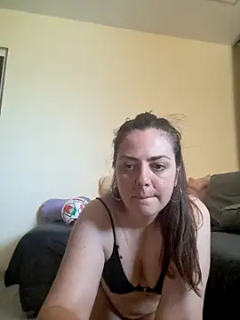 Snapshot of Arya_Malone chatting on 06-22-26, 07:05 Arya Malone online show from 06-22-26, 07:05