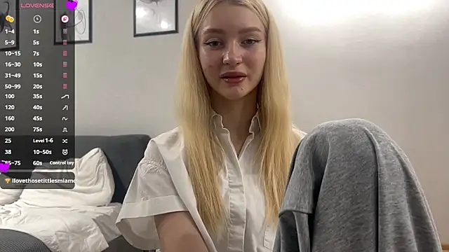 Snapshot of MelissaEvenns chatting on 06-10-26, 02:16 MelissaEvenns online show from 06-10-26, 02:16