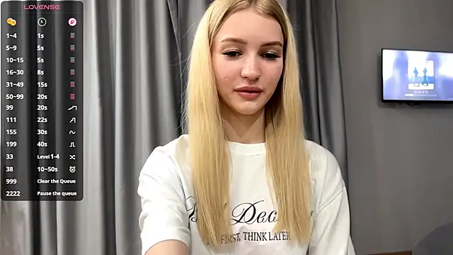 Snapshot of MelissaEvenns chatting on 06-20-26, 03:37 MelissaEvenns online show from 06-20-26, 03:37