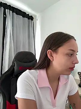 Snapshot of Lauren_Storm chatting on 05-03-26, 04:02 Lauren Storm online show from 05-03-26, 04:02
