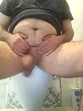 Snapshot of tengebongaz chatting on 04-15-26, 09:04 tengebongaz online show from 04-15-26, 09:04