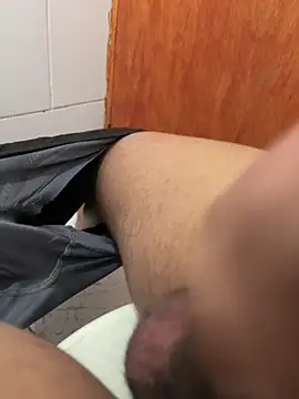 Snapshot of gus_haha chatting on 03-22-26, 12:08 gus haha online show from 03-22-26, 12:08