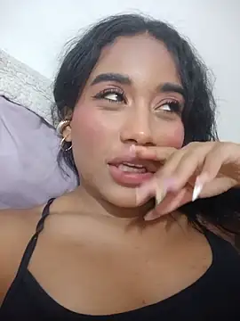 Snapshot of Horny_Brunette_ chatting on 05-19-26, 03:02 Horny Brunette online show from 05-19-26, 03:02