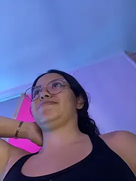 Snapshot of Rosita_Forever_1 chatting on 03-18-26, 01:31 Rosita Forever 1 online show from 03-18-26, 01:31