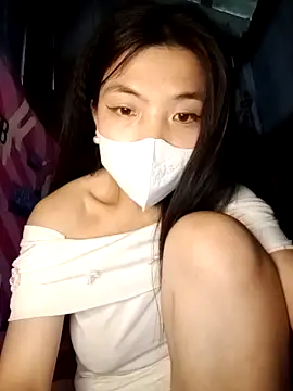 Snapshot of Yuki-min chatting on 03-18-26, 10:40 Yuki-min online show from 03-18-26, 10:40