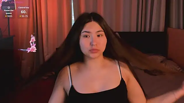 Snapshot of IceIcebabe_ chatting on 06-05-26, 01:12 IceIcebabe online show from 06-05-26, 01:12