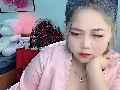 Snapshot of Nhanlu009 chatting on 05-09-26, 09:47 Nhanlu009 online show from 05-09-26, 09:47