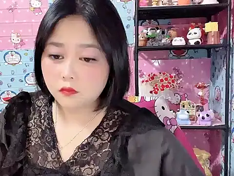Snapshot of Nhanlu009 chatting on 06-17-26, 01:12 Nhanlu009 online show from 06-17-26, 01:12