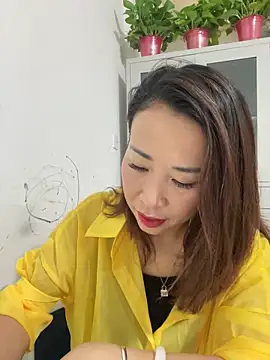 Snapshot of keke-77 chatting on 04-10-26, 12:49 keke-77 online show from 04-10-26, 12:49