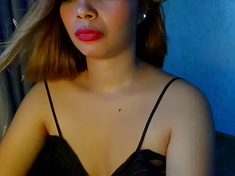 Snapshot of Urcutiepiebaby chatting on 07-27-26, 06:42 Urcutiepiebaby online show from 07-27-26, 06:42