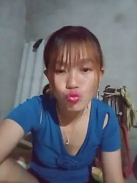 Snapshot of gogo-min chatting on 05-14-26, 02:02 gogo-min online show from 05-14-26, 02:02