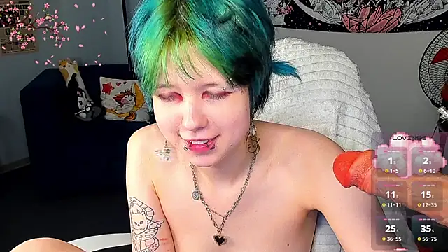 LittleKittenStar online show from 03-21-26, 08:30