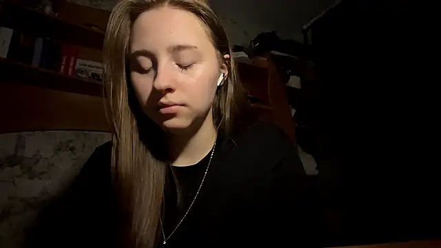 Vickyfaith online show from 03-29-26, 08:42