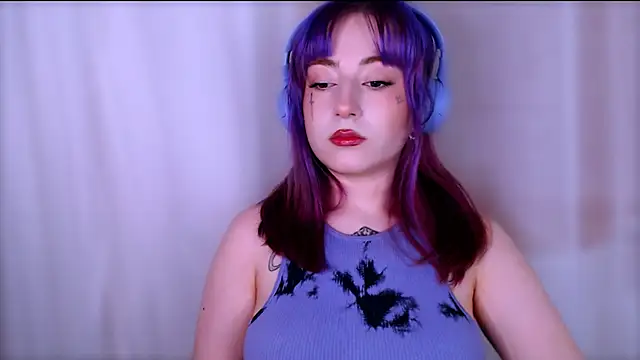 Snapshot of MistressEdith chatting on 07-16-26, 10:05 MistressEdith online show from 07-16-26, 10:05