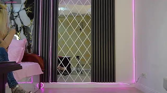 ZyraAngel online show from 03-29-26, 01:44