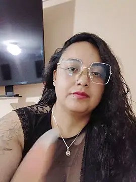 Snapshot of AvaRyd chatting on 06-09-26, 11:05 AvaRyd online show from 06-09-26, 11:05