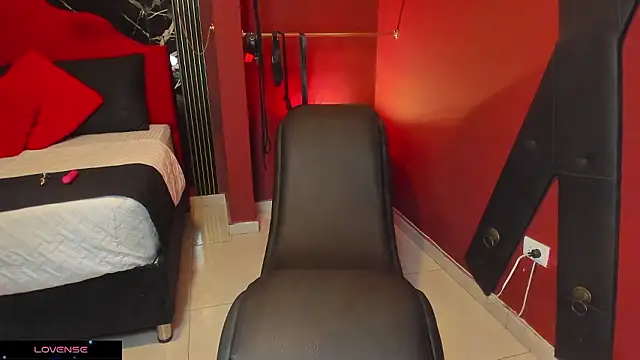 Snapshot of Zarina-Star chatting on 03-19-26, 03:10 Zarina-Star online show from 03-19-26, 03:10