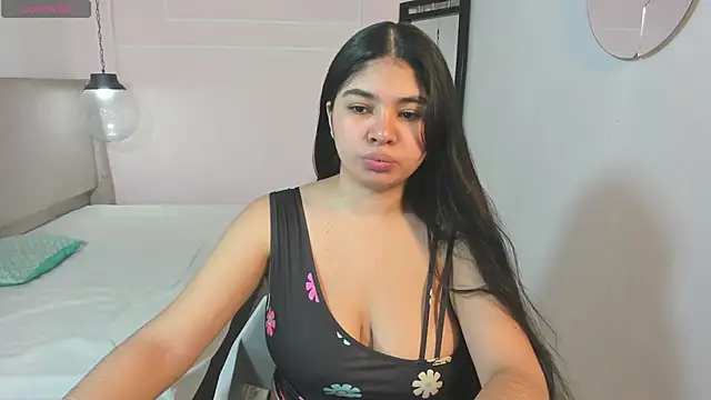 MilaHeat1 online show from 04-27-26, 07:34