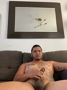 HOTB0Y18 online show from 03-28-26, 09:58