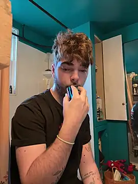 Snapshot of dommydom7177 chatting on 03-24-26, 11:59 dommydom7177 online show from 03-24-26, 11:59