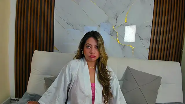 Snapshot of violette_Kanny chatting on 03-19-26, 03:05 violette Kanny online show from 03-19-26, 03:05