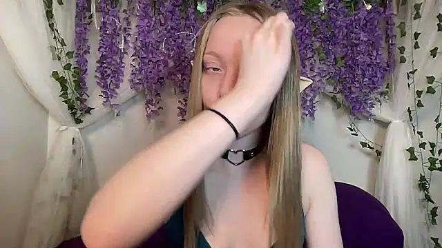 ElfGirlAna online show from 04-06-26, 03:02
