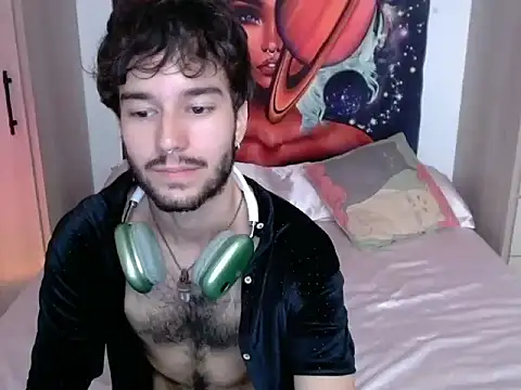Snapshot of Adrien_polo chatting on 06-12-26, 09:57 Adrien polo online show from 06-12-26, 09:57