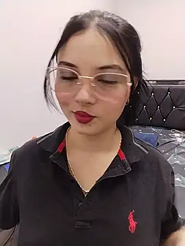 Snapshot of veleria_allurin chatting on 07-10-26, 01:54 veleria allurin online show from 07-10-26, 01:54