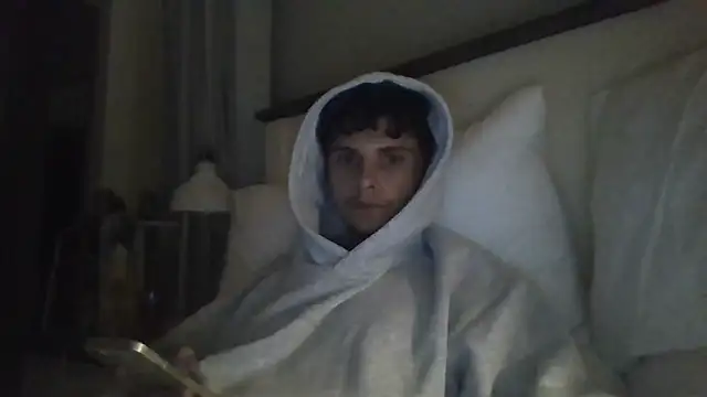 Snapshot of surfboy07 chatting on 03-20-26, 12:43 surfboy07 online show from 03-20-26, 12:43