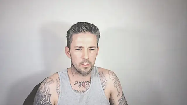 SkylarrGrey online show from 04-12-26, 06:18