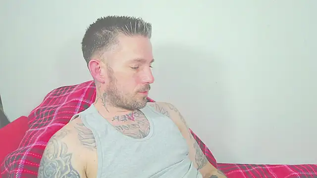 SkylarrGrey online show from 04-18-26, 03:43